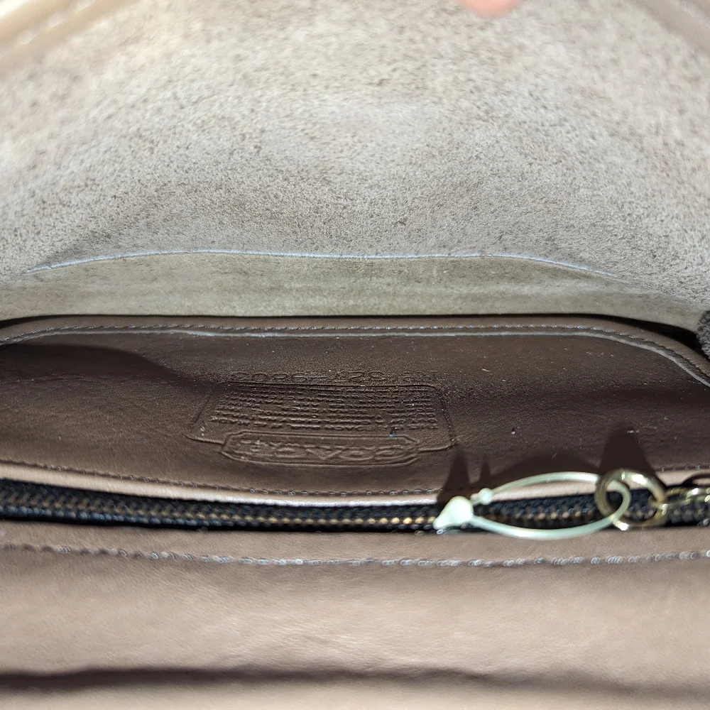 🔥 Rare Vintage Bonnie Cashin Coach Envelope Clutch 9810, made in NYC. - Picture 7 of 8